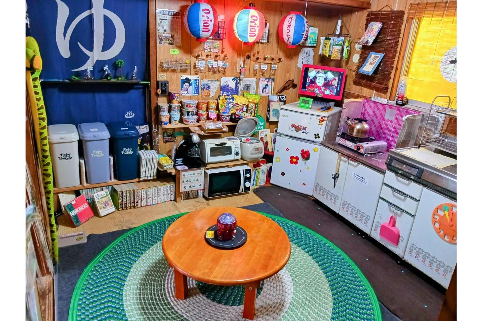 Amami Guest House Showa-So Setouchi  Exterior photo
